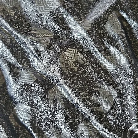 Gray Elephant Patterned Scarf - Picture 2 of 3